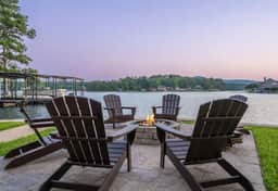 Oak & Elm Lake Retreat