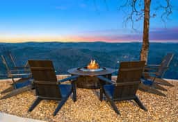 Pinnacle Lodge