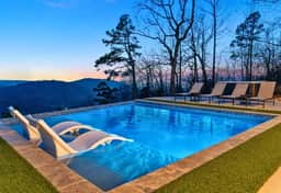 Pinnacle Lodge