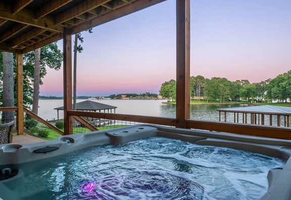 MacKenzie Lake House